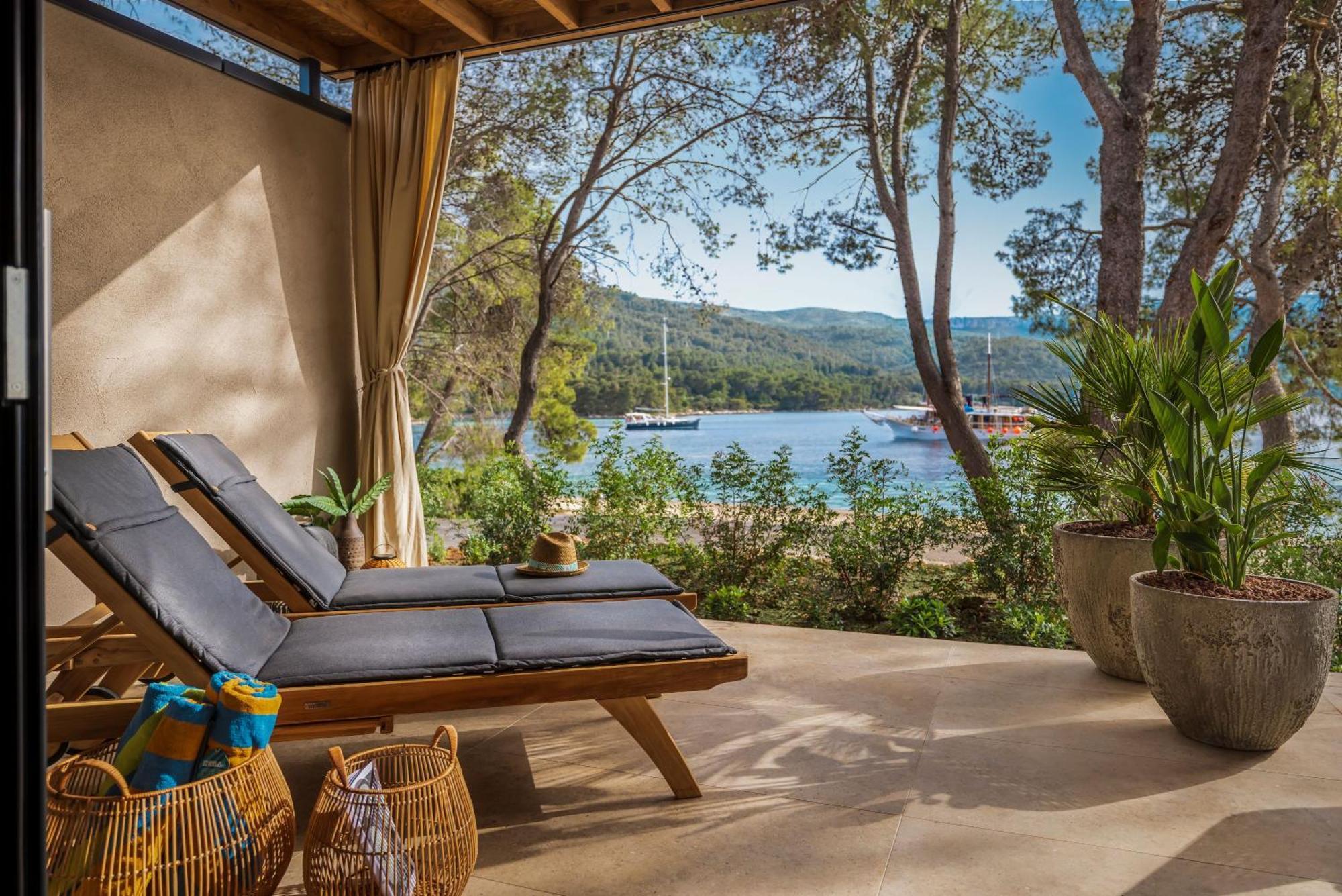 Pribjeći Places Hvar By Valamar